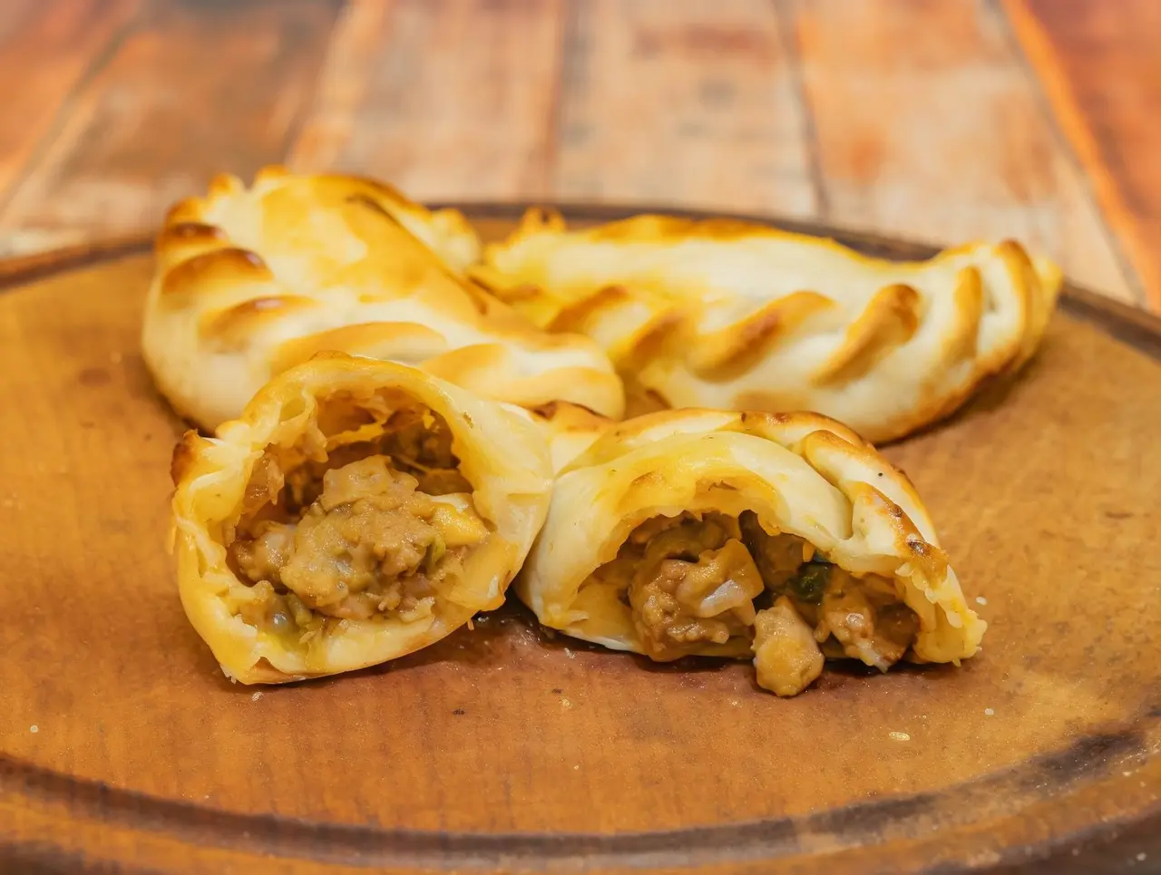 Catering de pizzas y empanadas El Conde en un evento 1